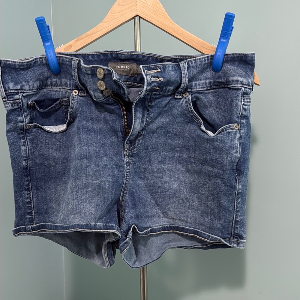 Torrid Blue Jean Shorts Distressed Cut-Off Style